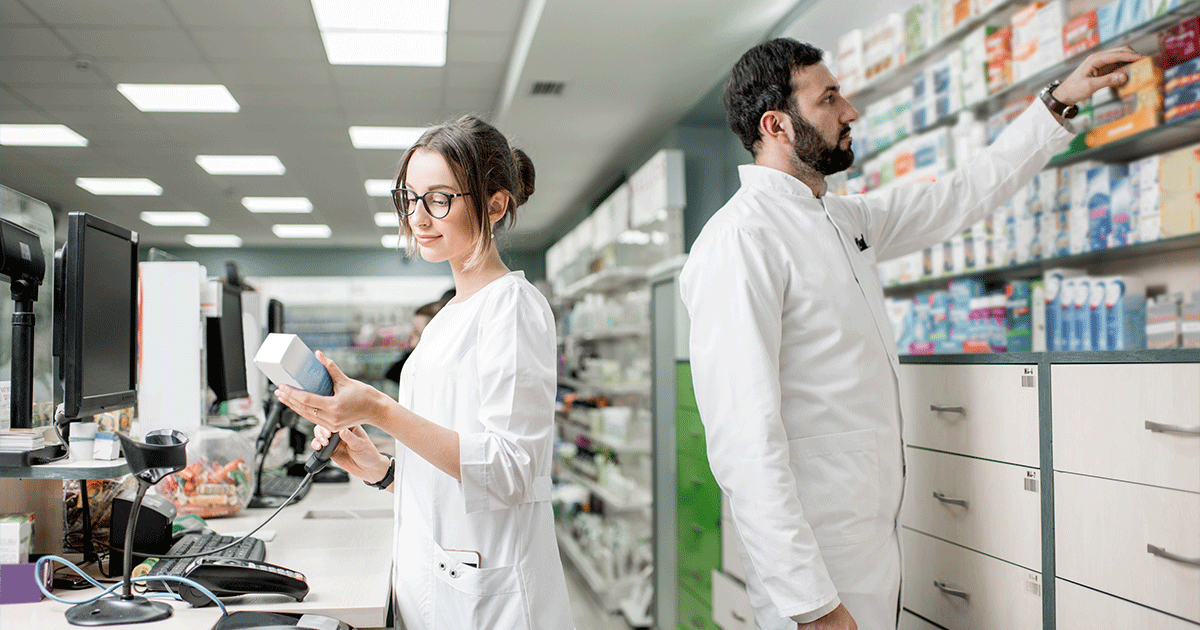 As diferentes funções dos colaboradores de uma farmácia